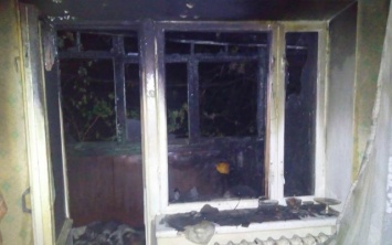 Ночной пожар в многоэтажке: Спасатели эвакуировали людей (ФОТО)