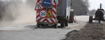 В Луганской области ремонтируют дороги государственного значения