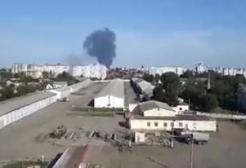 Масштабный пожар на заводе шин "Росава" в Белой Церкви: в сети появились видеозаписи происшествия