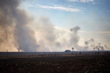 Пожарные в Балаклее локализовали крупное возгорание