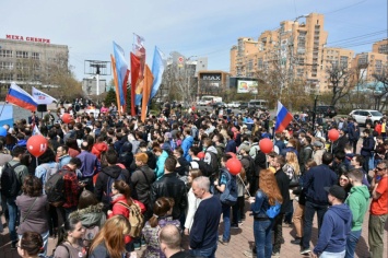 В России начались протесты приуроченные к инаугурации Путина: «Он нам не царь»