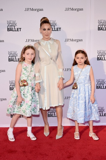 Светский выход Сары Джессики Паркер с дочерьми в Нью-Йорке
