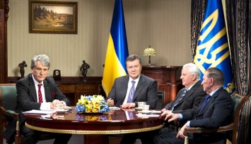 Поцелуи, бриллианты, обмороки: как вступали в должность украинские президенты