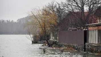 Из-за сильных осадков в реках Крыма ожидается подъем воды на два метра