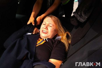 Полиция составила админпротокол на Елену Бережную за георгиевскую ленточку