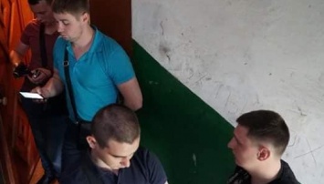 В Краматорске правоохранители проводят спецмероприятия: к активисту Нацкорпуса пожаловали с обыском