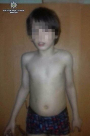 В центре Лисичанска обнаружили ребенка без одежды