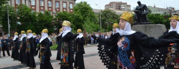 Мэр Кривого Рога и глава района прокомментировали исполнение на 9 мая песни, посвященной русским военным, - ВИДЕО