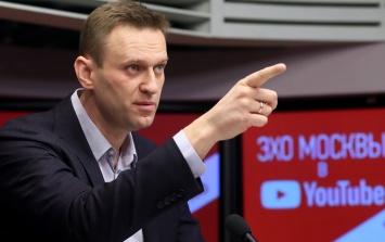 ЕСПЧ присудил Навальному компенсацию за отказ в выдаче загранпаспорта