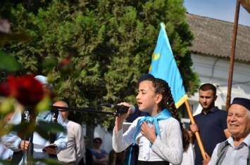 Вопреки запретам: в Крыму проходят митинги и молебны в память жертв депортации крымскотатарского народа (ФОТО, ВИДЕО)
