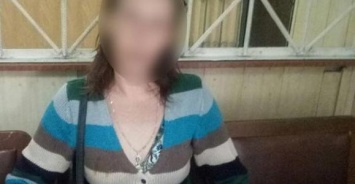 В Днепре пьяная мать избивала детей: женщину задержала полиция, - ФОТО