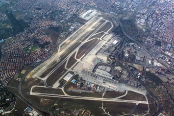 Крупнейший аэропорт Стамбула имени Ататюрка закроют и превратят в сад