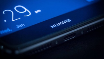 Huawei выпустит смартфон-раскладушку с экраном на 8 дюймов