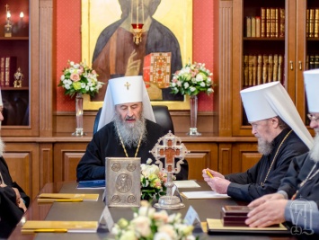 В УПЦ МП заявили, что предоставление Украинской православной церкви томоса о автокефалии может угрожать национальной безопасности Украины