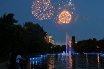 В парке Победы в Одессе запустили ночное шоу (Видео)