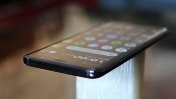Huawei привезет в Россию свой самый дорогой смартфон
