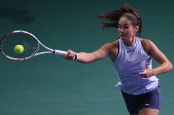 Российская теннисистка открестилась от жизни с «унылым куском г*вна»