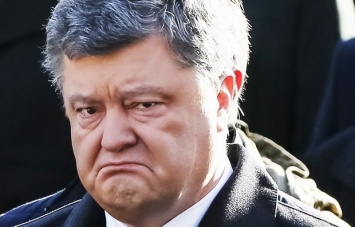 Достижения Порошенко почти не изменили его рейтинг к лучшему - политолог