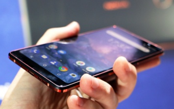 Nokia представила сразу три новых смартфона