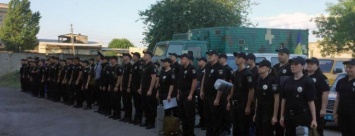 Руководитель Добропольского отделения полиции проверил боеготовность подчиненных