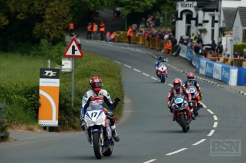 На IOMTT-2018 серьезно пострадал еще один мотогонщик