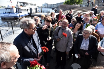 В Петербурге вспомнили погибших в тюрьмах Петрограда-Ленинграда