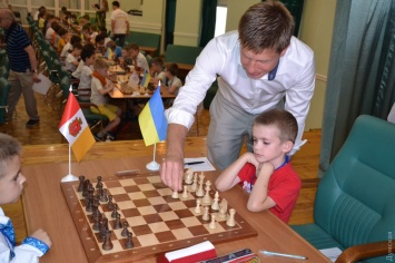 Маленькие рыцари шахматной доски: в Одессе начали сражение за титул чемпиона Украины
