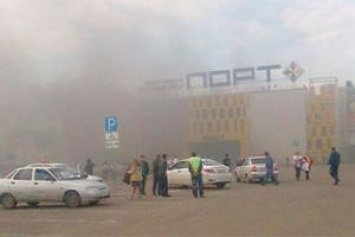 В России пожар охватил очередной торговый центр