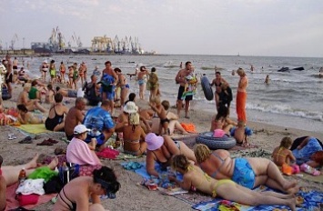 Бердянск уже получил от арендаторов пляжей более полумиллиона гривен, и это еще не предел