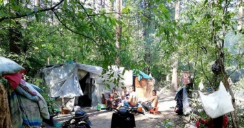 Киевляне жалуются на захват национального парка ромами