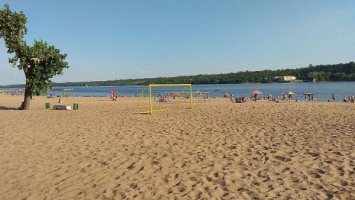 В воде на Центральном пляже Запорожья нашли отклонения