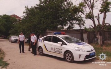 В Одессе на пожилую женщину напал грабитель с ножом (ВИДЕО)