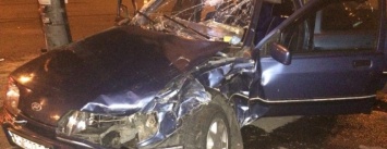 В Запорожье столкнулись два автомобиля, один из водителей был пьян, - ФОТО