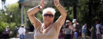 В Днепре 300 пожилых танцоров установили рекорд Украины, - ФОТОРЕПОРТАЖ