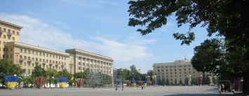 Харьковчане просят запретить движение машин по площади Свободы