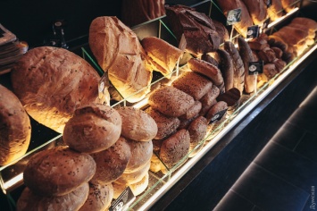 Живой хлеб на заквасках и десерты для веганов: в Одессе открылась пекарня нового поколения (новости компаний)