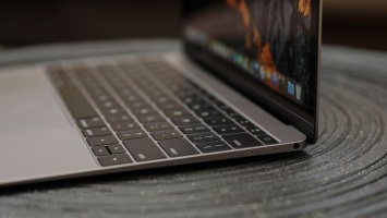 Apple отзывает MacBook 2015 модельного года и новее на бесплатный ремонт дефектной клавиатуры