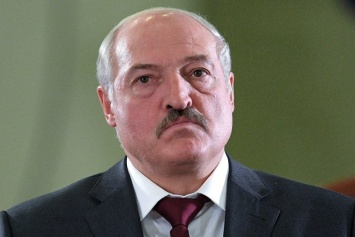 Лукашенко предупредил, что Беларусь может войти в состав другого государства