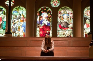 Есть 4 причины, почему Бог не отвечает на ваши молитвы