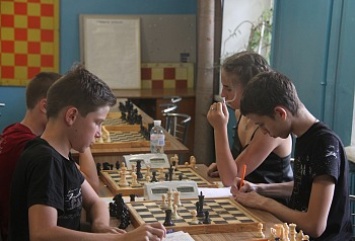 Юные шахматисты определяют сильнейших в «Кубке Азовского моря»