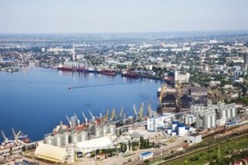 Дисбаланс между поставками и отгрузками керосина в порту Николаев продолжает расти