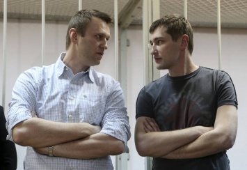 Олег Навальный вышел на свободу после 3,5 лет колонии
