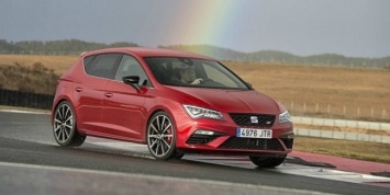 Хот-хэтчу Seat Leon убавили мощность