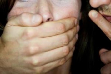 Изнасиловал и приказал молчать: на Донетчине задержали мужчину, который надругался над школьницей