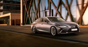 В России стартовали продажи нового Lexus ES