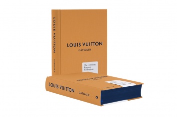 Новинка: энциклопедия показов Louis Vuitton