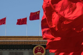 Китай предупреждает о нависшей над миром глобальной торговой войне