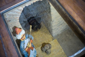 В одной из башен Аккерманской крепости установили глиняного янычара