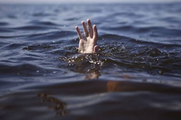 Возле Лисичанска утонул нетрезвый мужчина