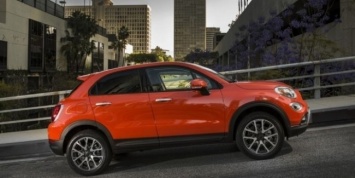 Обновленный «паркетник» Fiat 500X рассекретили до официальной премьеры